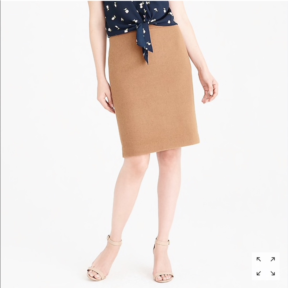 💛JCrew Mercantile Wool Pencil Skirt in Camel💛